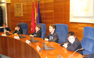 Los alumnos desempeñan su labor como concejales (Se abre en ventana nueva)
