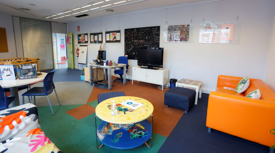 Interior CUBO Espacio Joven