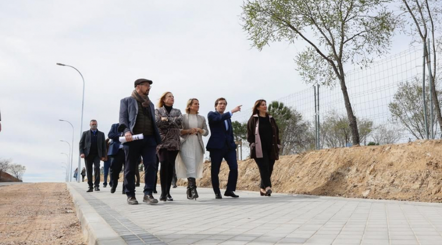 Visita a las obras